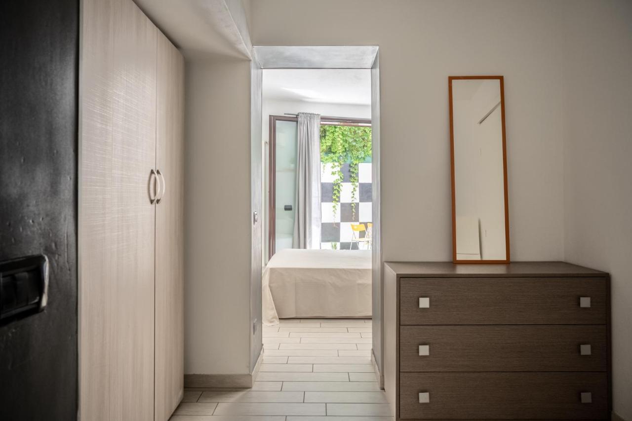 Fabio'S Bnb Lejlighed Milano Eksteriør billede
