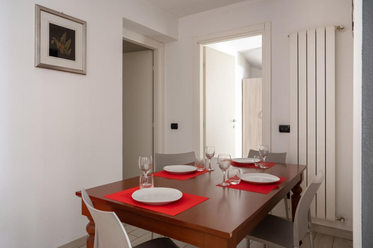 Fabio'S Bnb Lejlighed Milano Eksteriør billede
