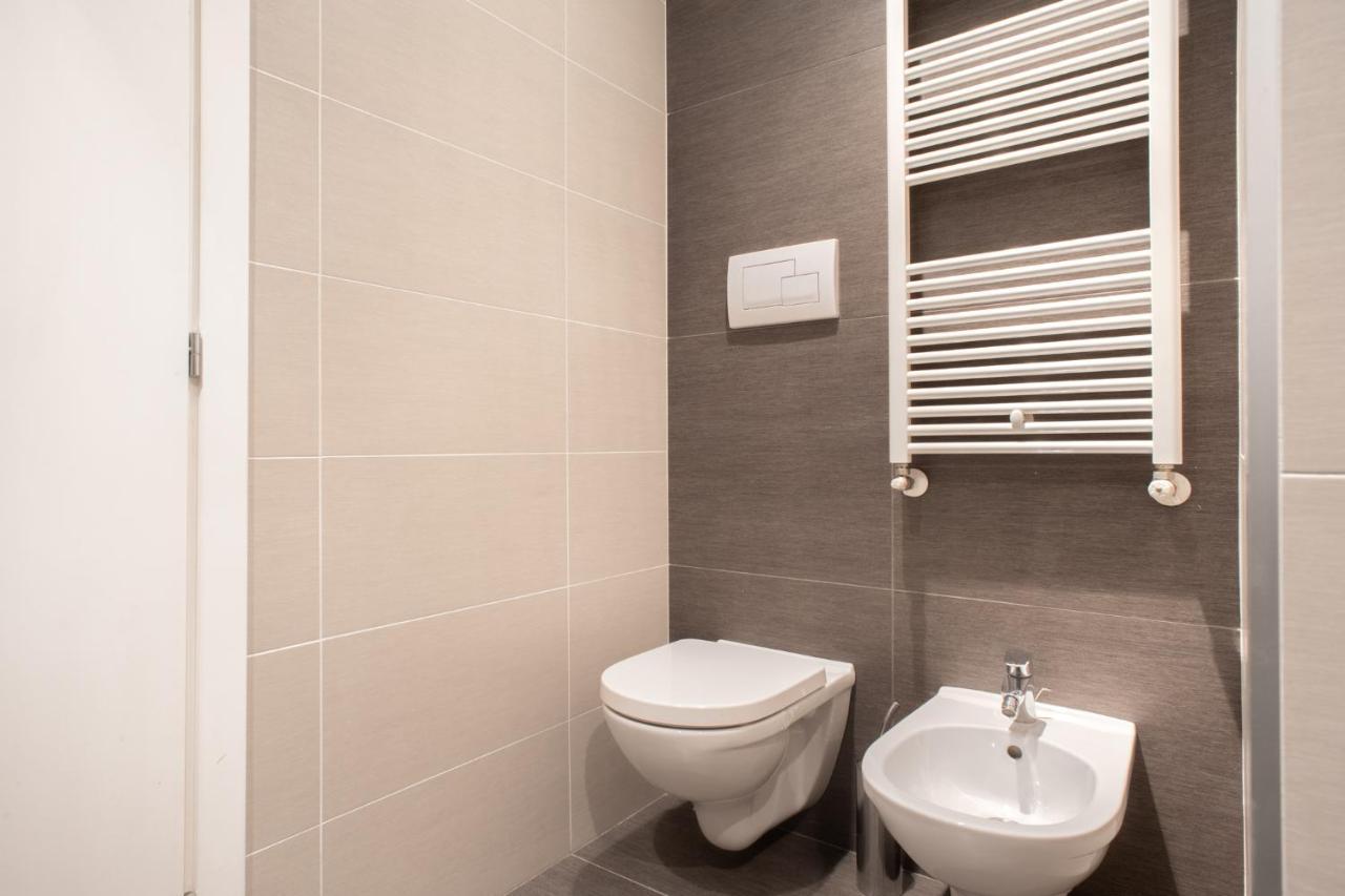 Fabio'S Bnb Lejlighed Milano Eksteriør billede